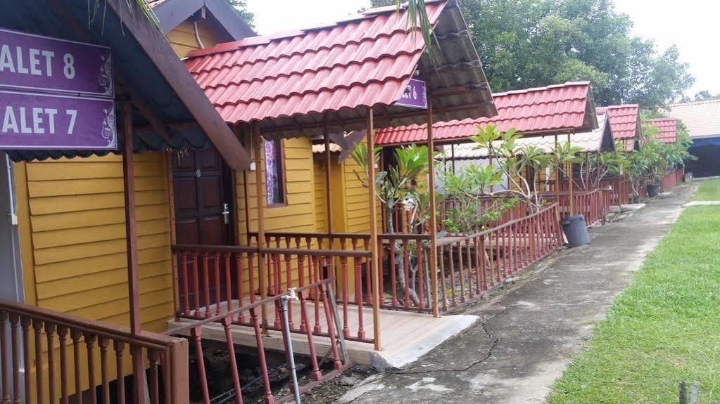 Noor Arfa River Chalet Kuala Terengganu Bagian luar foto